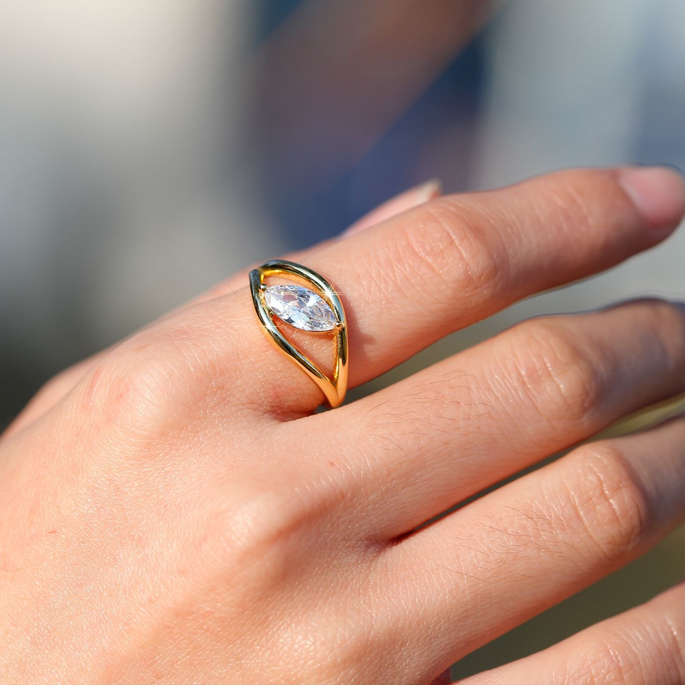 1 carat Horse eye fashion hollow  ring