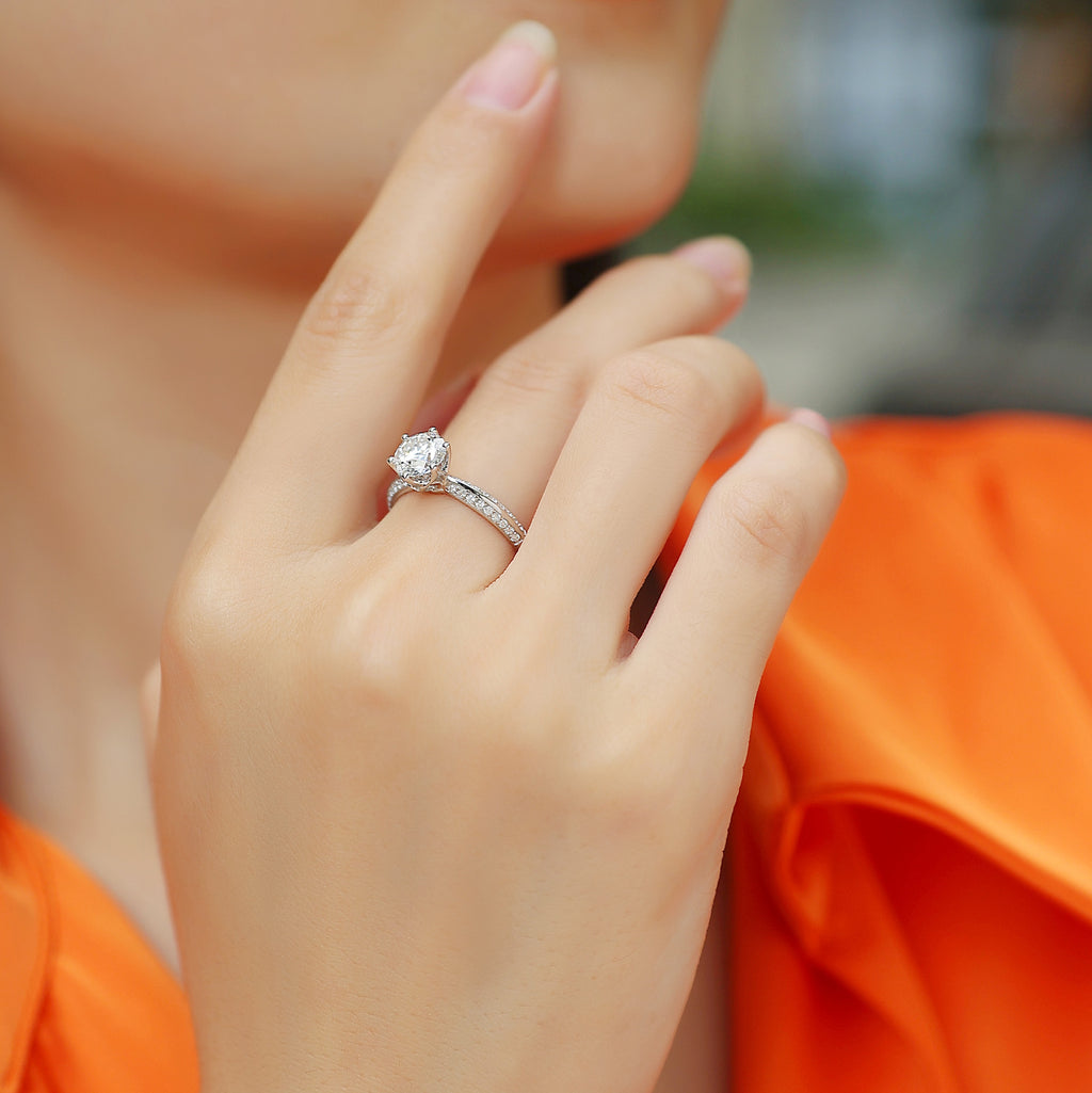 Happiness blooms like a flower Moissanite 5 carat ring