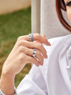Clear and clean aquamarine row diamond ring