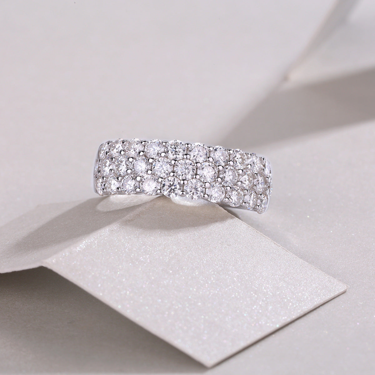 Light luxury fashion women's ring
