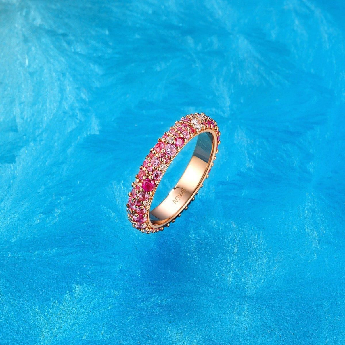 Gradual change candy powder sapphire rose gold ring