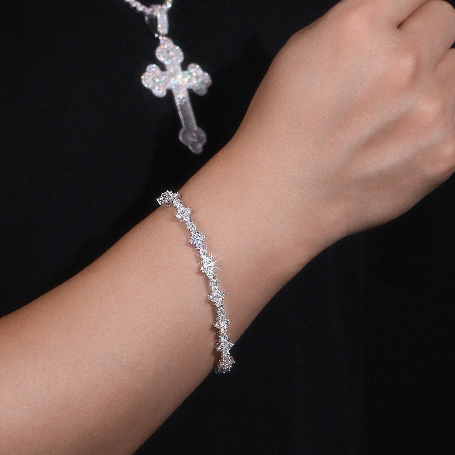 Silver mozzarella D color hip hop single row new plum blossom tennis bracelet