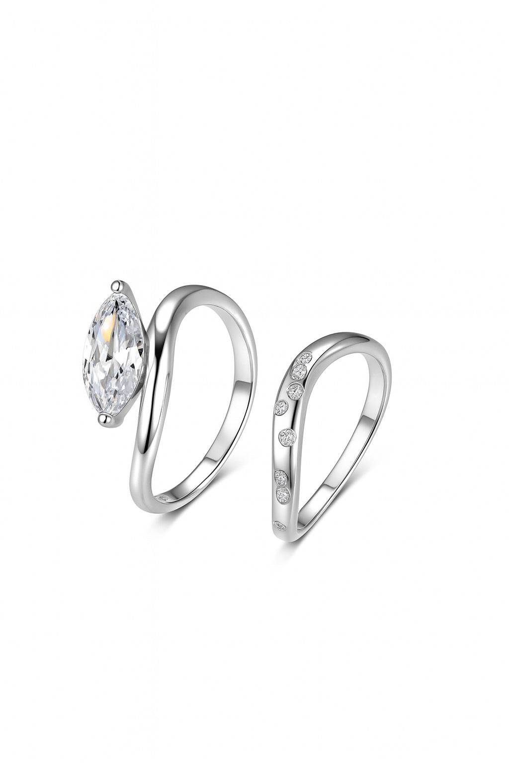 2 carats Horse eye  main and auxiliary ring combination