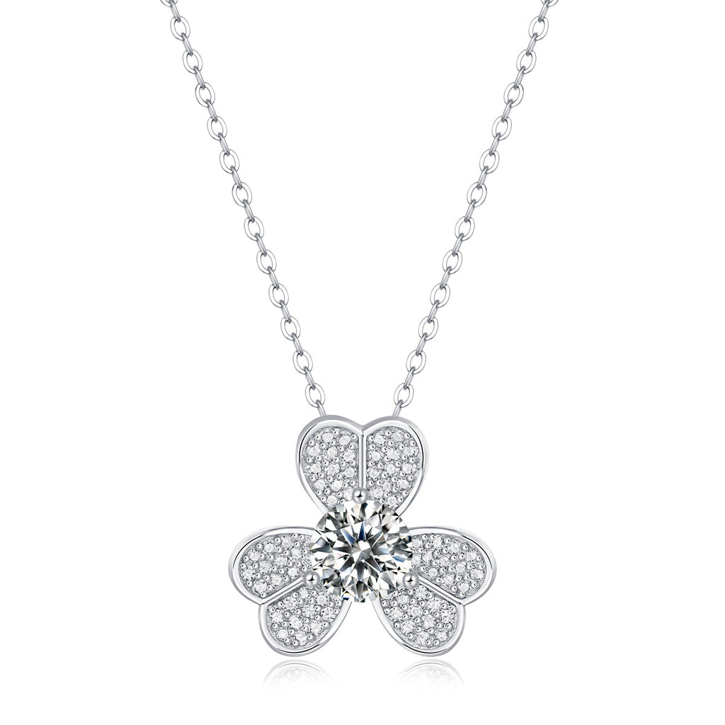 one-carat collarbone necklace