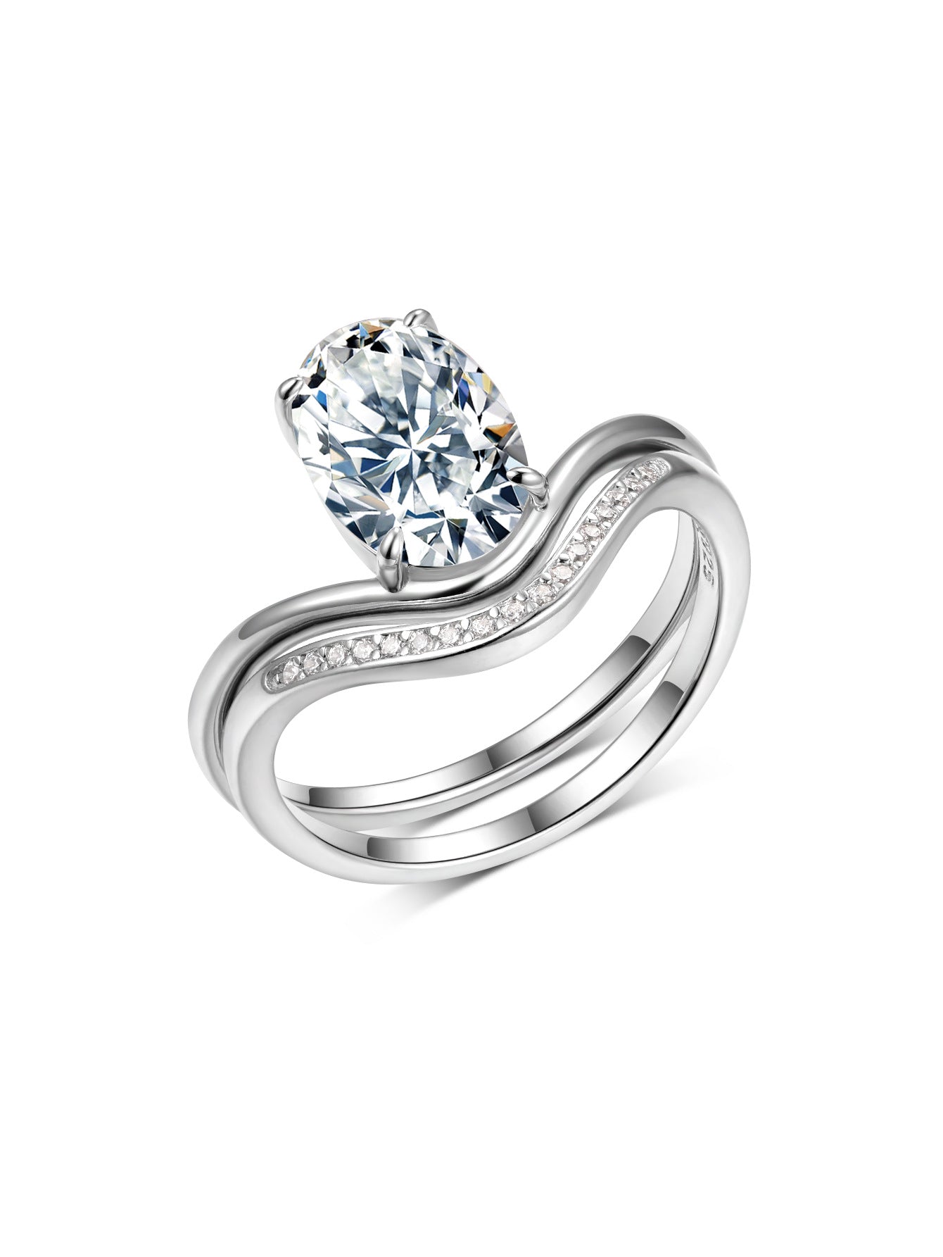2.5 carat egg-shaped  ring