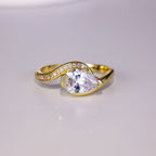 1.5 carats Water drop women's ring