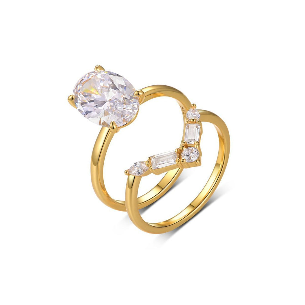 4.5 carat  egg-shaped main stone exquisite set ring