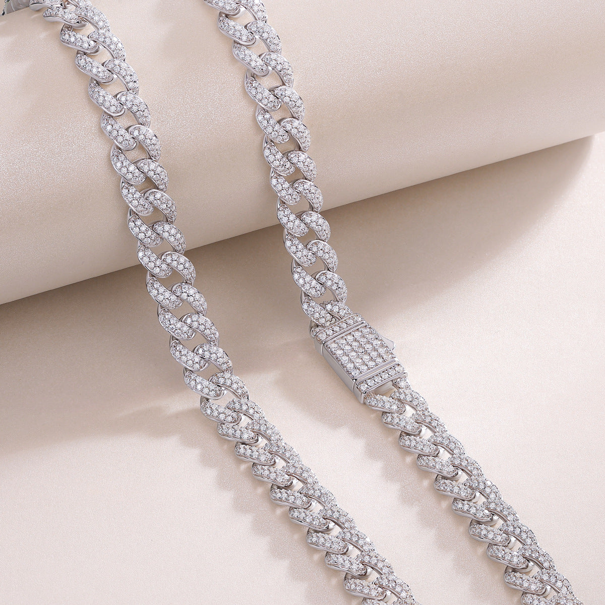 Silver Island Crushed Ice  Necklace 18K White Gold