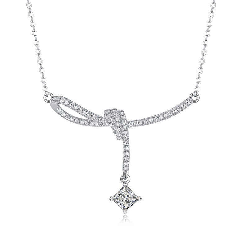 one-carat collarbone necklace
