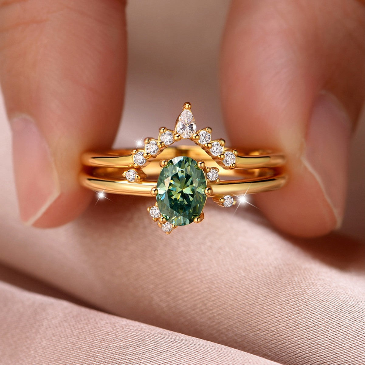 1 carat green stacked ring.
