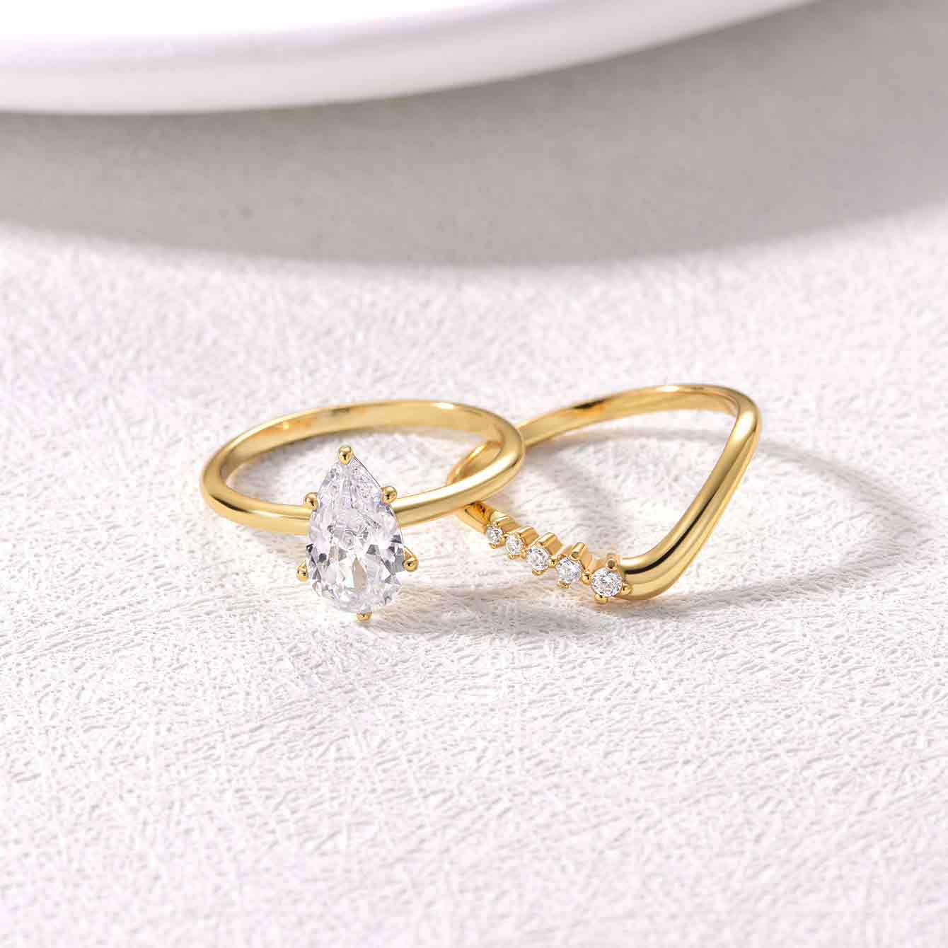 1.5 carat water drop ring combination