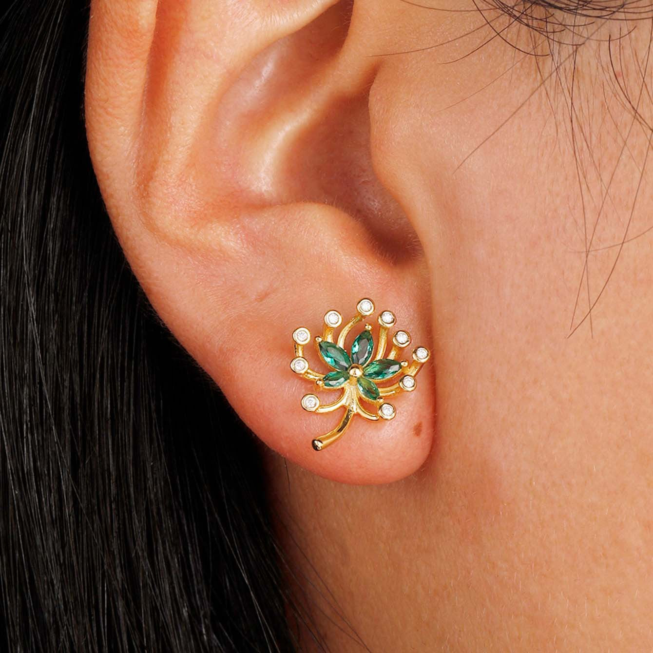Green flower stud earrings