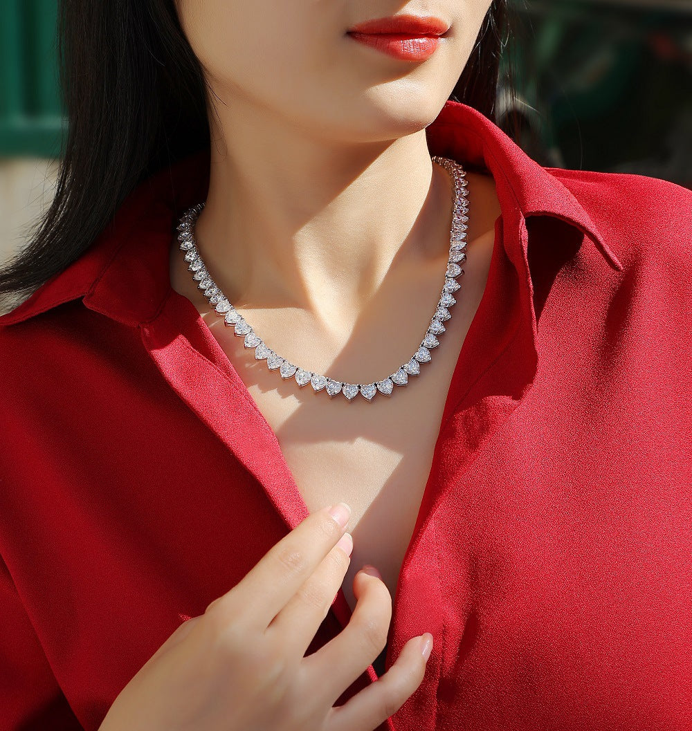 Baroque tennis necklace Princess Anna 67 carats