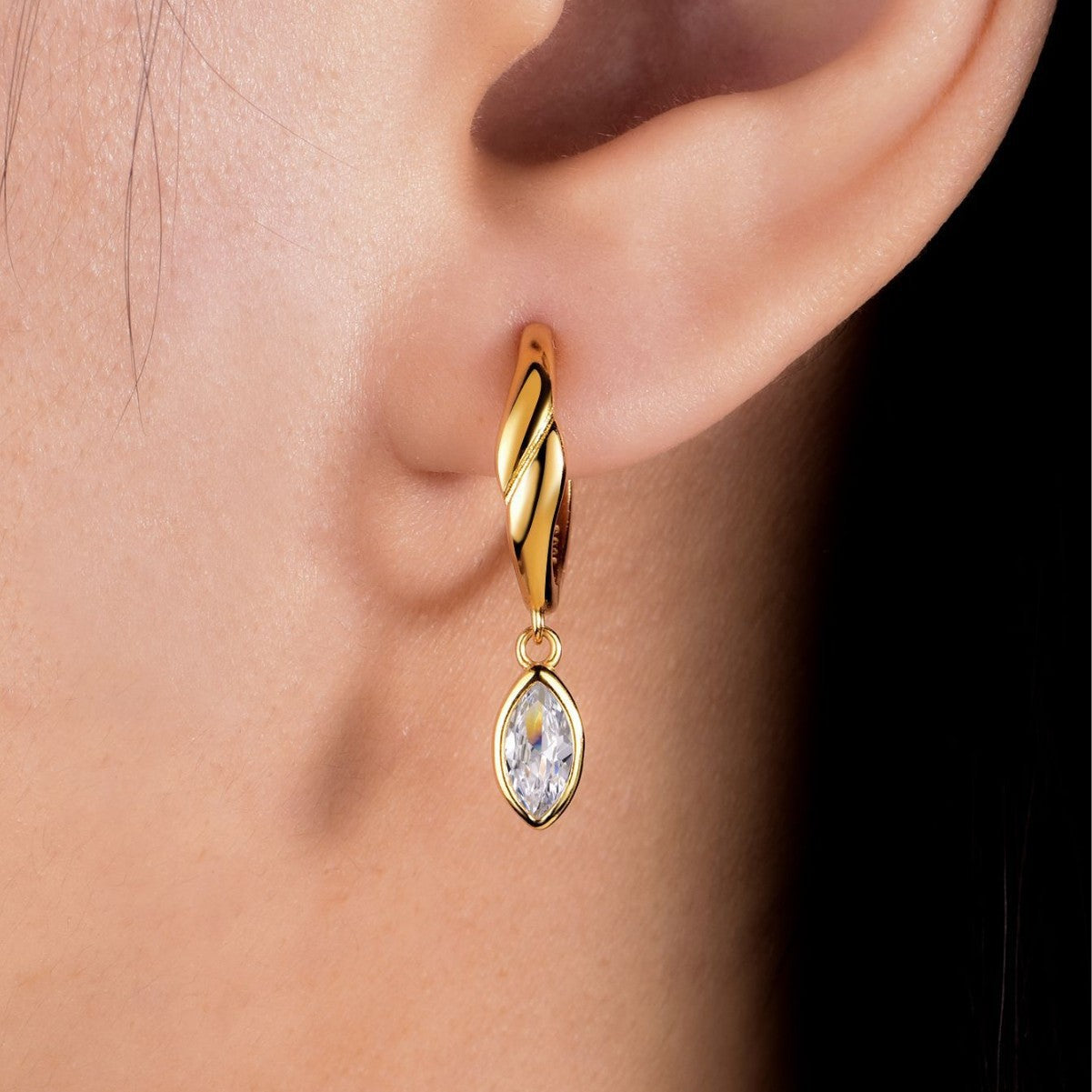 Horse eye simple light luxury  earrings